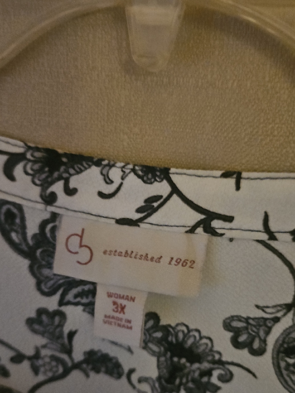 NWOT Lane Bryant Top - Picture 2 of 6